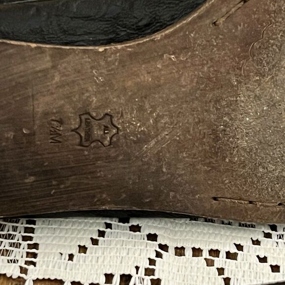 Lucchese Boot‎ Co Women's Button Loafer Moccasins size 7.5 M Black Leather Shoes - Picture 9 of 9